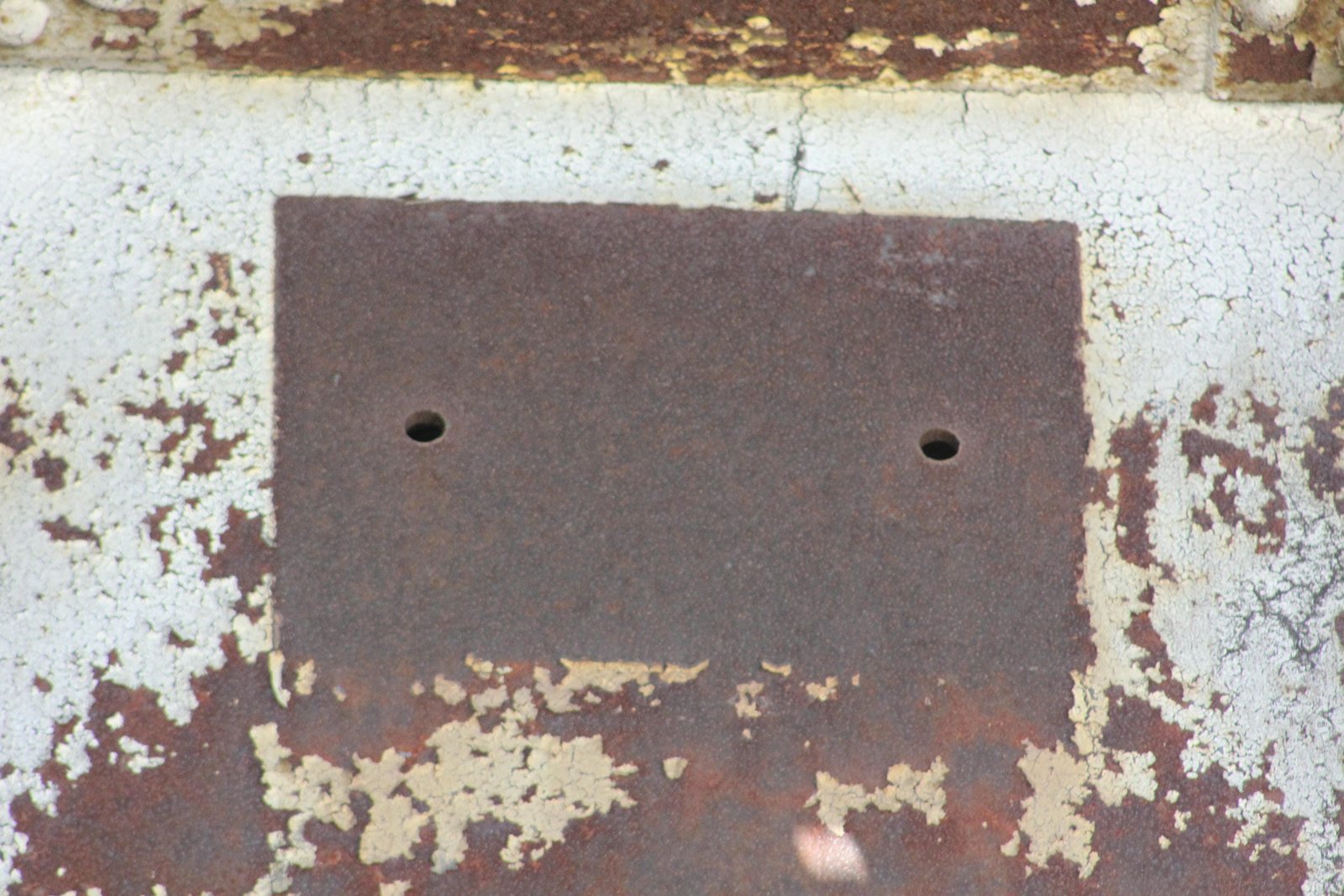 Missing plaque, south span (span #1)